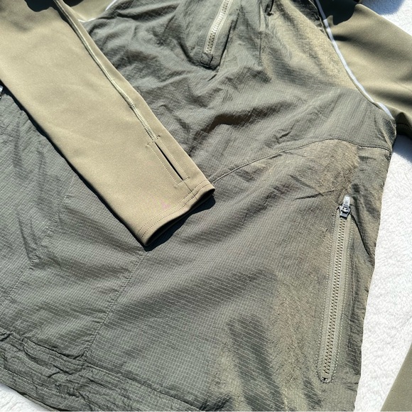 NWT Outdoor Voices FrostKnit Hooded Green Running Jacket - Picture 11 of 16